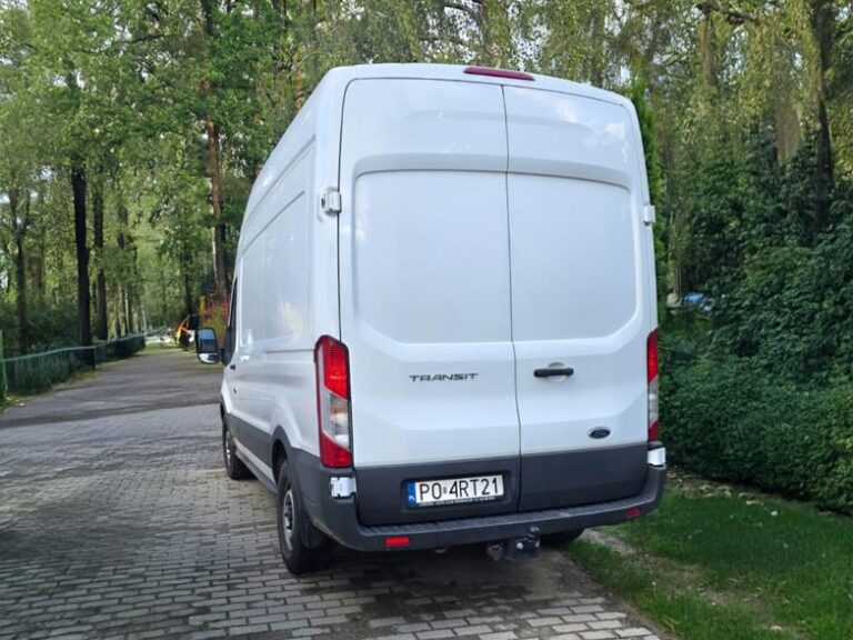 Ford Transit używany do przeprowadzek